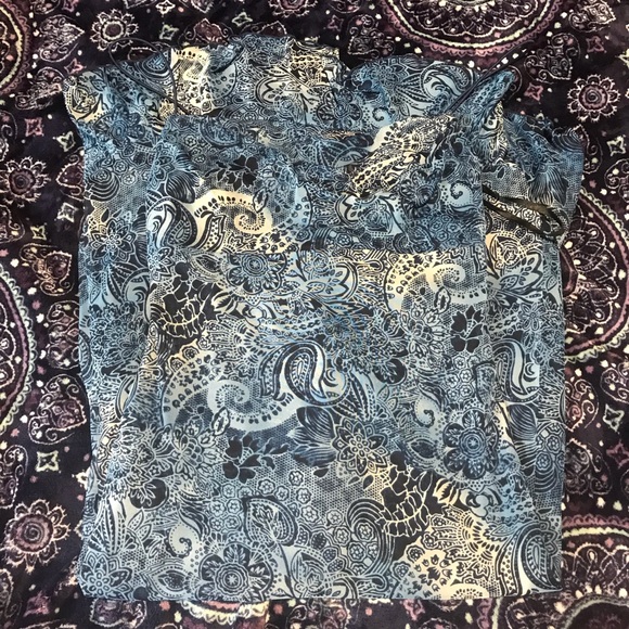 ✨3/$12✨ - Picture 2 of 3